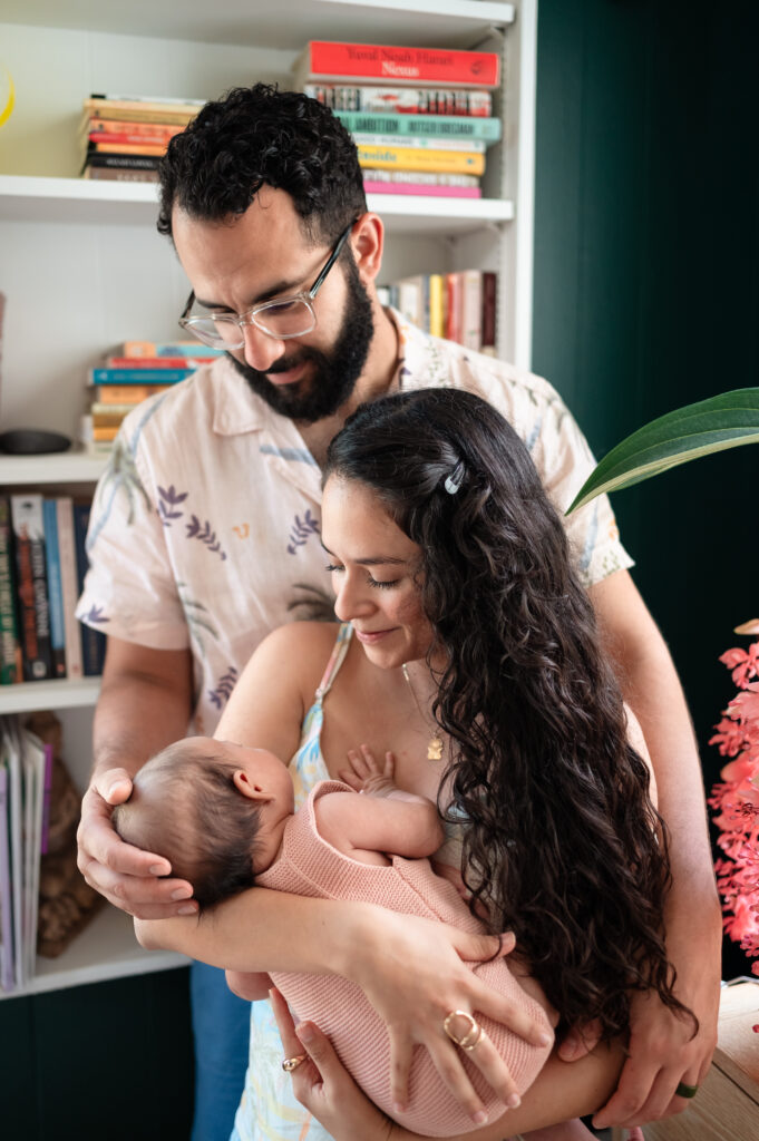 lifestyle in-home newborn session jacksonville with new mother