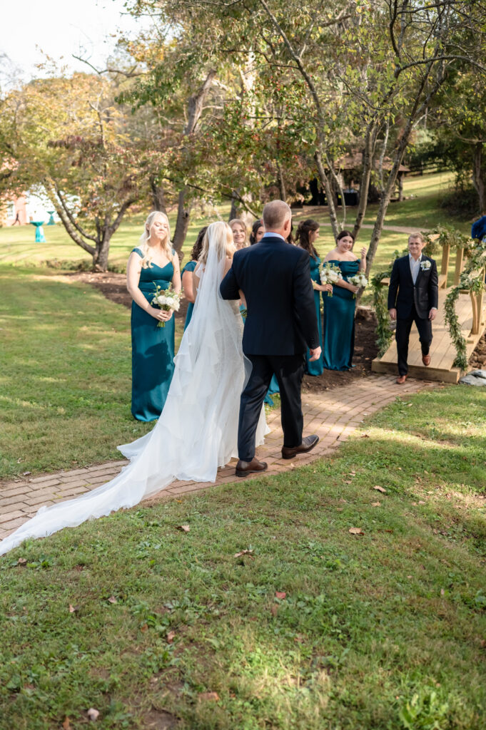 charlottesville-backyard-wedding-ceremony-seating-setup