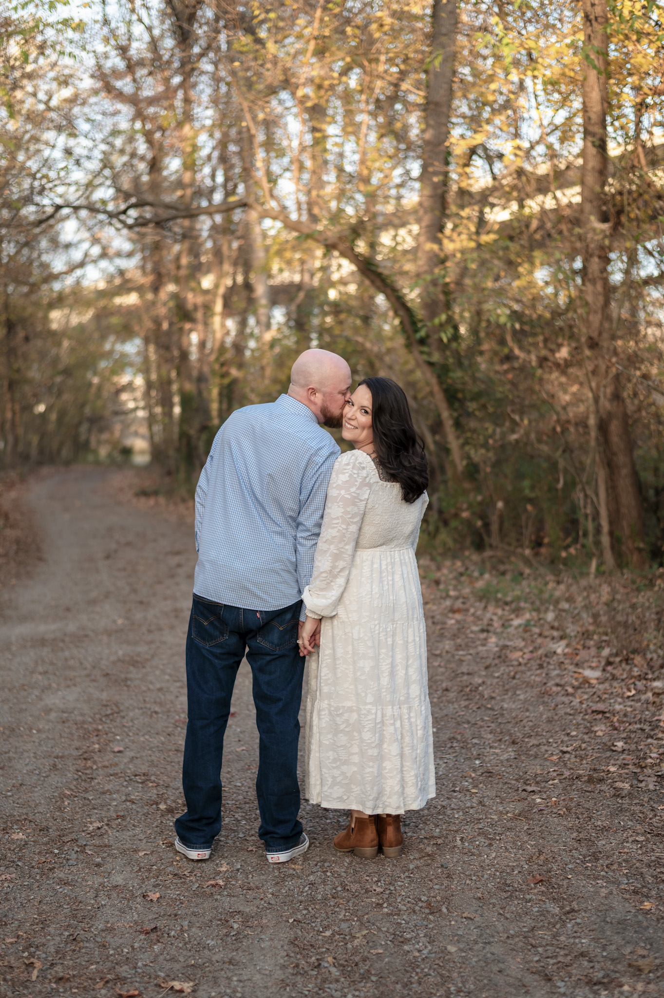 romantic fall engagement photos belle isle richmond va
