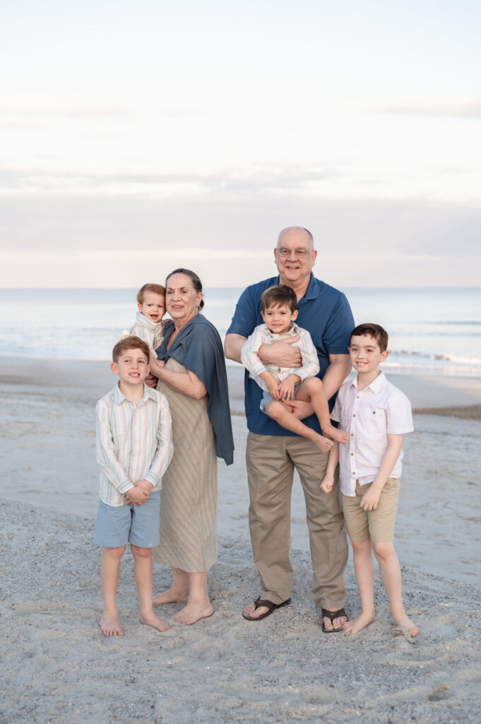 extended family posing dunes coastal session